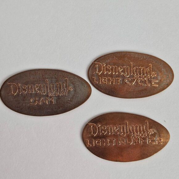 Tron Legacy Pressed Pennies Lot Bundle Disneyland Sam Light Cycle Runner Retired - Picture 5 of 7